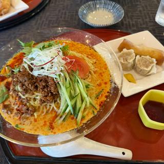 冷やし豆乳担々麺(東武藤が丘カントリー倶楽部レストラン )