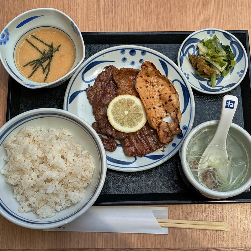 わんぱくセット(牛たん・とろろ・麦めし ねぎし アトレ川崎店)