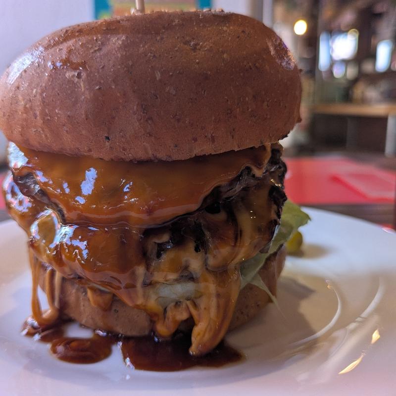 Wテリヤキチーズバーガー(Leather&Diner knc)