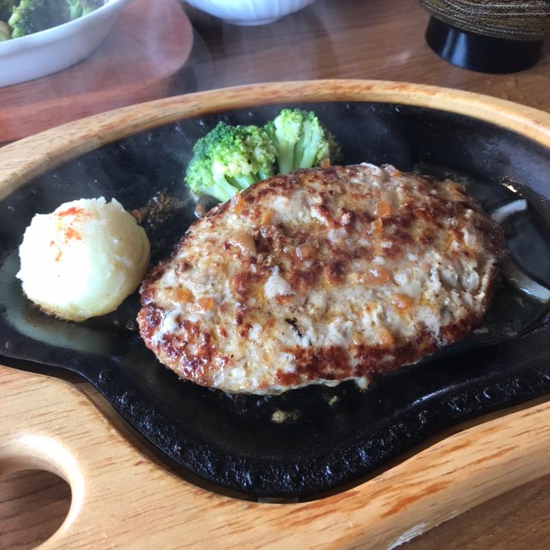 レギュラーバーグステーキ(200g)(びっくりドンキー 庚午店 )