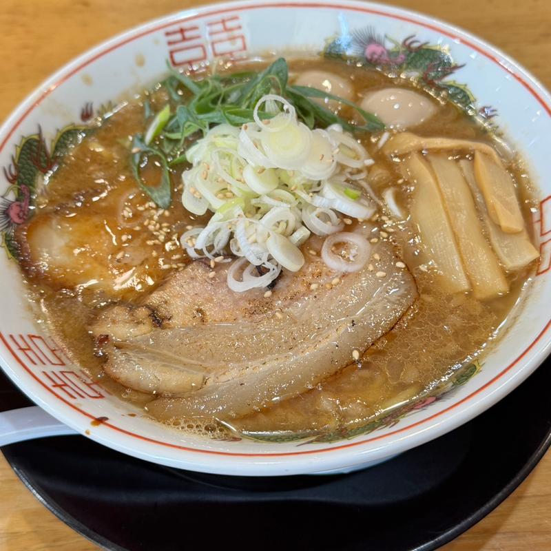 和歌山ラーメン(塩らーめん専門店 SHIN8(しんぱち))