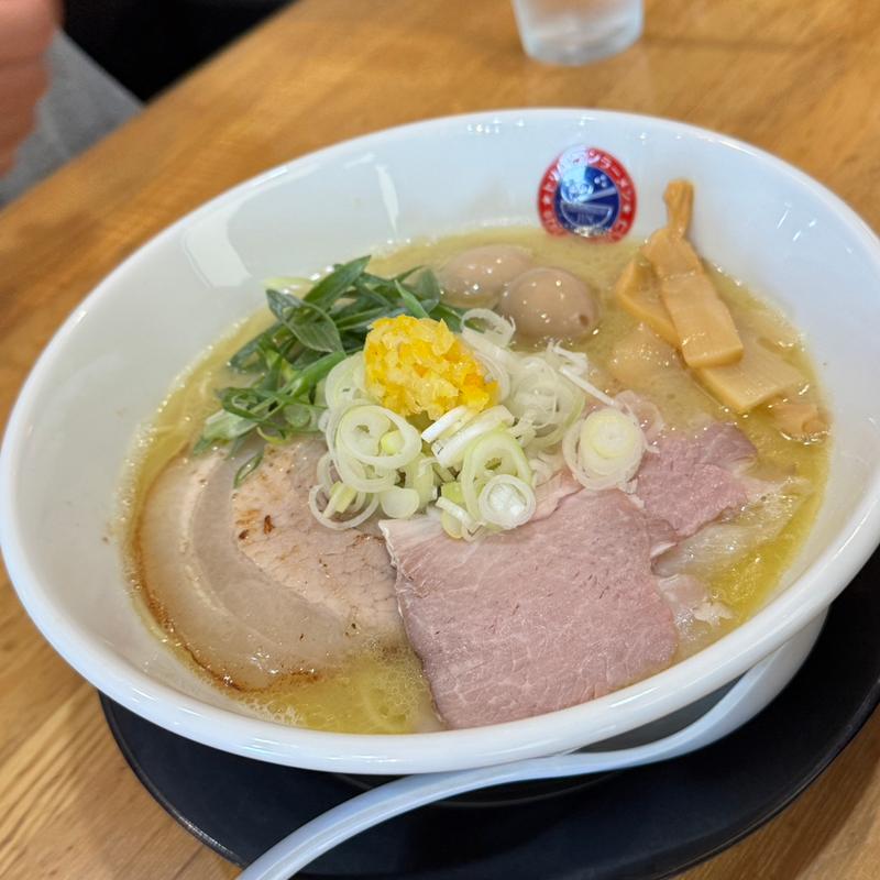 柚塩パイタンラーメン(塩らーめん専門店 SHIN8(しんぱち))