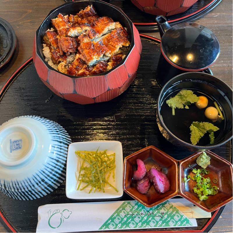 上　ひつまぶし(鰻・ひつまぶし 瓢箪)