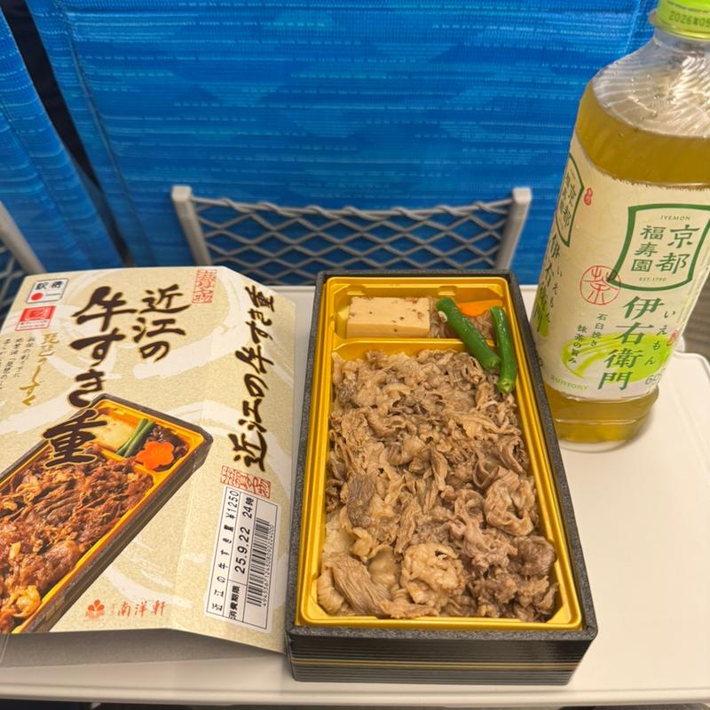 近江の牛すき重(旅弁当 駅弁にぎわい エキマルシェ新大阪店)