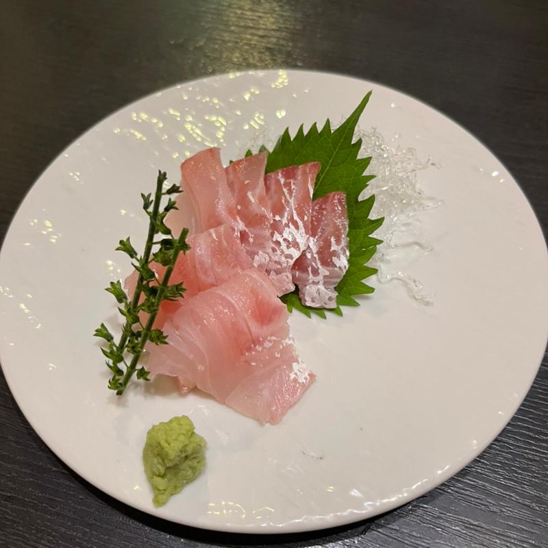 タイの刺身(魚介料理海)