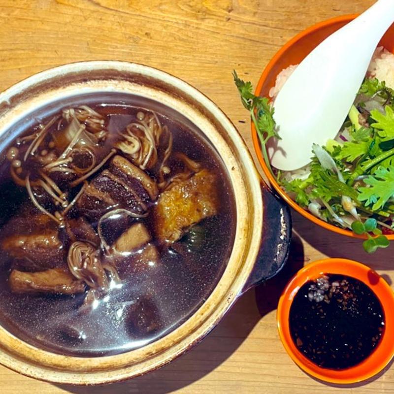 マレーシア肉骨茶ライス付き（バクテー）(マレーシア屋台食堂ちりばり malaysian restaurant Chilibali)