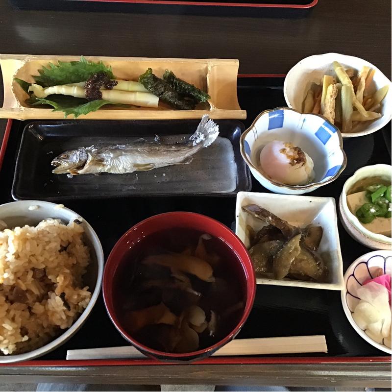 岩魚定食(大久商店 山の幸直売店 )