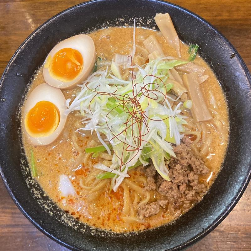 背脂担々麺(らぁめん優雅 )