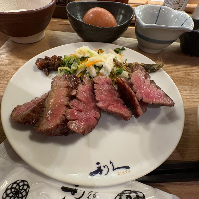 牛タン【極】定食(牛たん炭焼き 利久 仙台駅店 （ぎゅうたんすみやき りきゅう）)