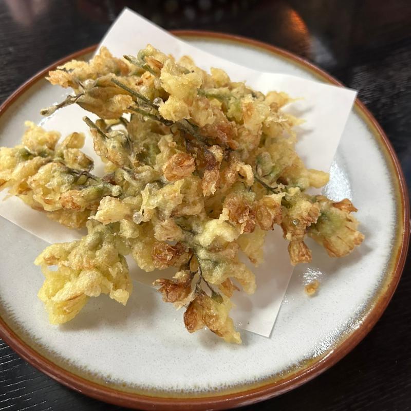アカシヤの花の天ぷら(お食事処 やまへい )