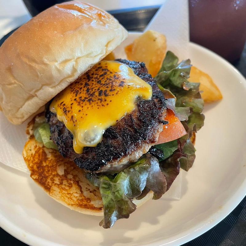 ハンバーガースープセット(ドライブインレストラン ハワイ)