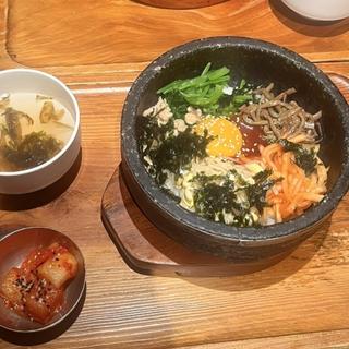 石焼きビビンバ定食