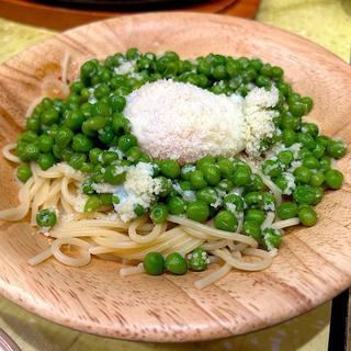 ペペロンチーノ＋柔らか青豆の温サラダ
