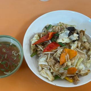 肉飯(とんとん )