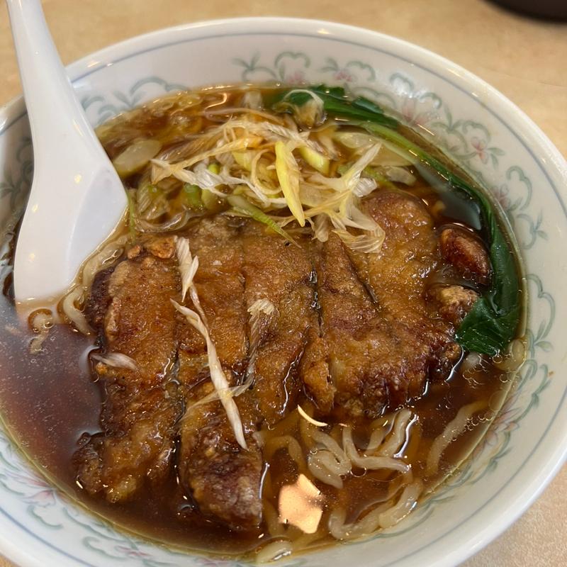 パーコー麺(中華料理 栄龍)