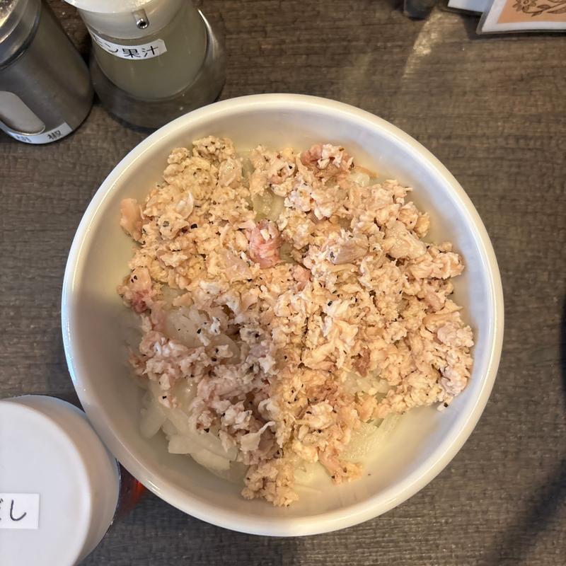 チャーシュー丼(自家製麺 牡蠣工房 Uguisu)