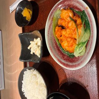 エビチリソース定食