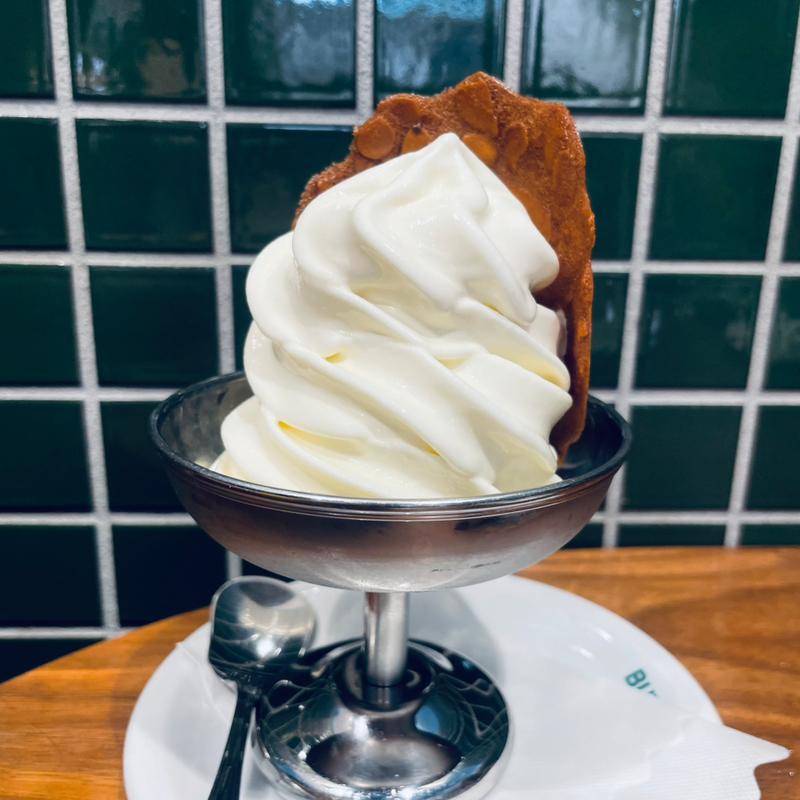 牛乳とてんさい糖だけで作ったソフトクリーム（(BUTTER 美瑛放牧酪農場)