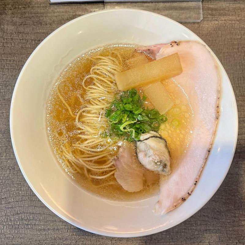 牡蠣しじみラーメン(自家製麺 牡蠣工房 Uguisu)