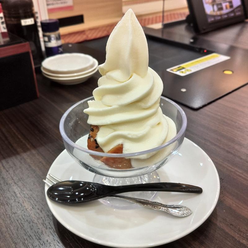 大学芋とソフトクリーム(うみっぷく)