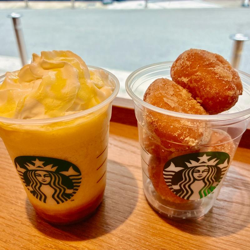 洋梨生キャラメルフラペチーノ(スターバックスコーヒー 梅田エスト店)