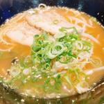 中華そば(串焼＆チャイニーズバル 八香閣（はっこうかく）)