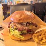 ベーコンチーズバーガー(Nick & Renée)