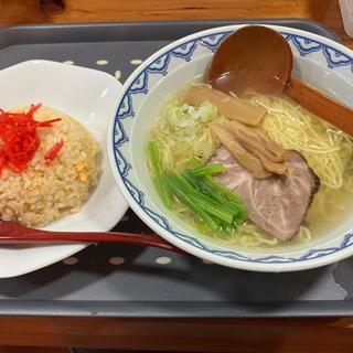 塩ラーメン得得セット(お食事処おるりば)