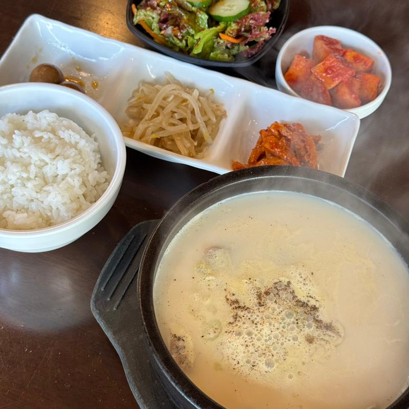 ソルロンタン定食(マル食堂)