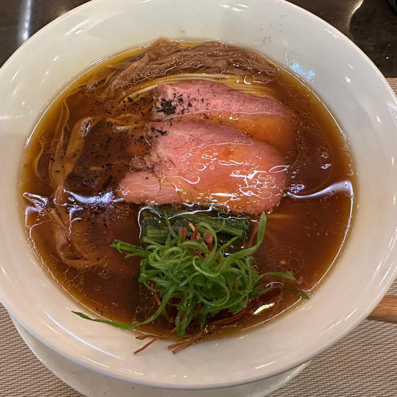 醤油らぁめん(MENSHO)