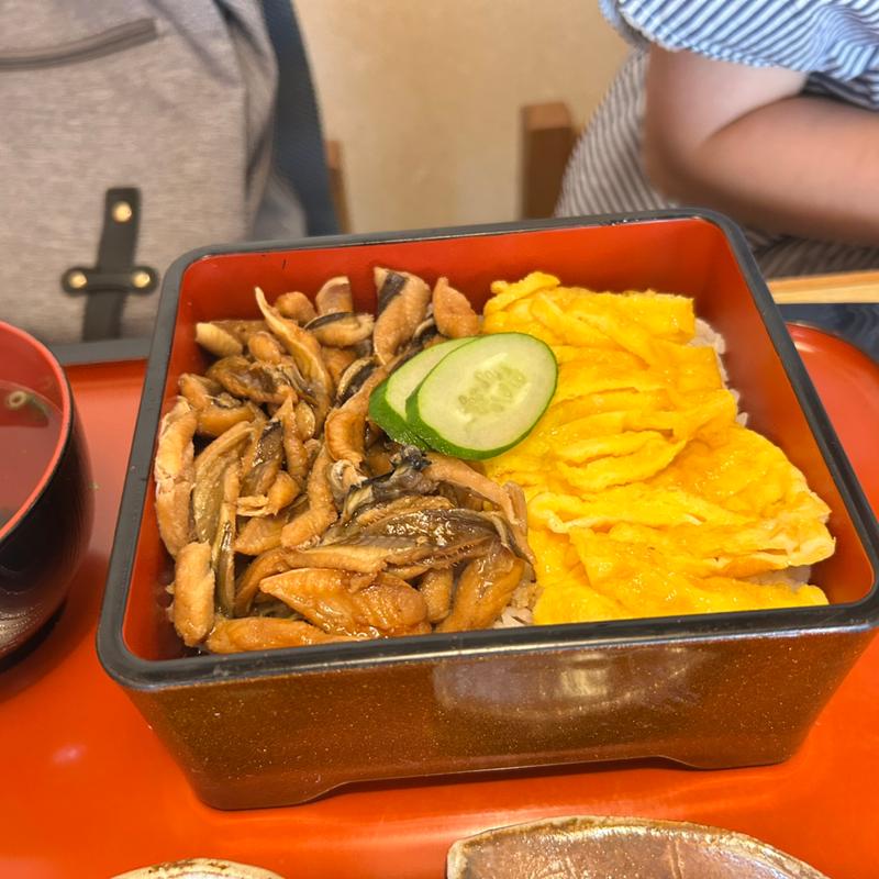 煮あなご丼(手打ちめん房 地蔵そば)