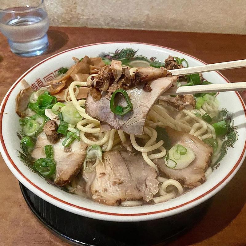 特製塩チャーシュー麺 大 太麺(麺屋7.5Hz 豊中服部店)