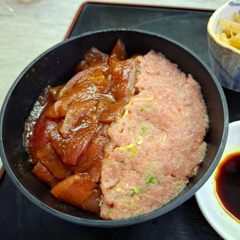まぐろ・ネギトロ丼定食(大久寿司)