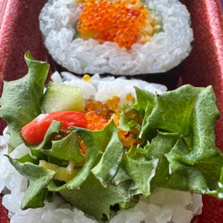 カニ風味サラダ巻き寿司(ダイレックス 早鈴店)