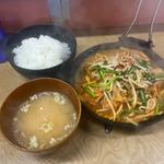 鉄板豚キムチ定食