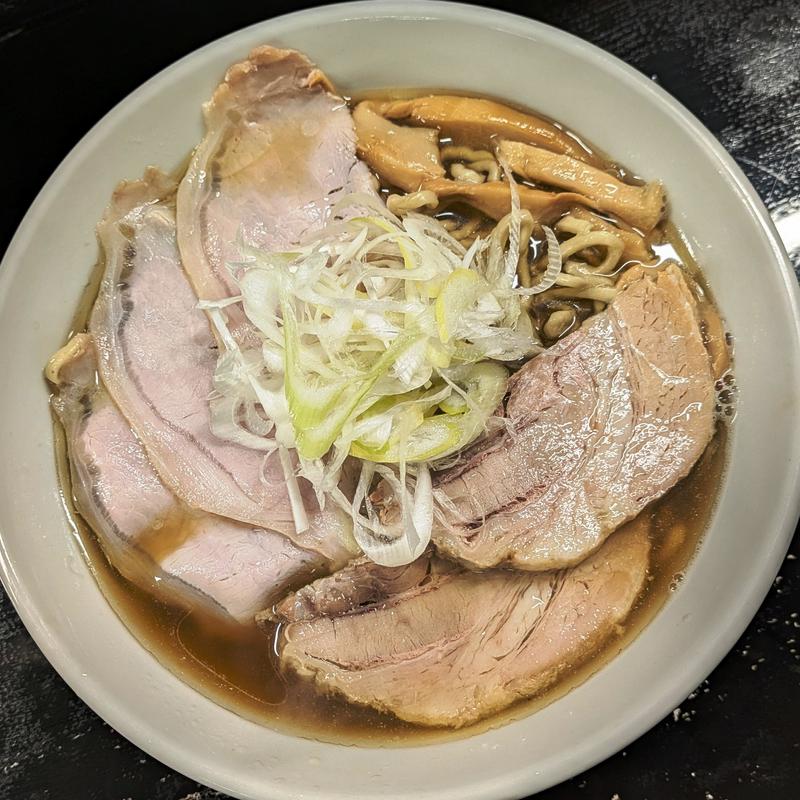 らーめん＋豚(自家製麺 結び)