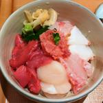 六種類の海鮮丼セット