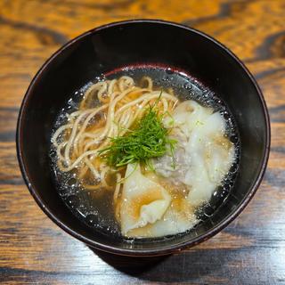 ワンタン醤油ラーメン