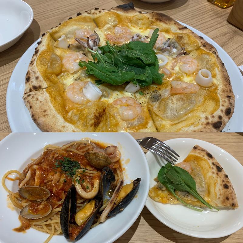 ペスカトーレ&海老ルッコラオマールピザ(カプリチョーザ ららテラス北綾瀬店)