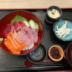 海鮮丼