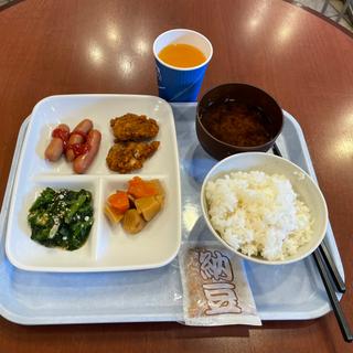 朝食ビュッフェ（無料）(東横INN 名古屋丸の内 （東横イン）)