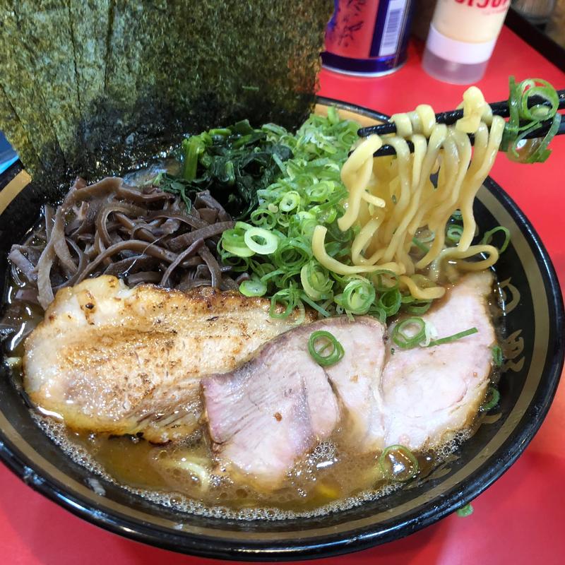 特製ラーメン中(横浜家系ラーメン 野中家)