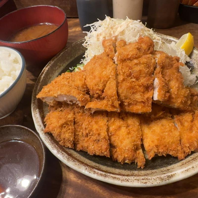 ジャンボチキンカツ定食(とんかつの菊屋 )