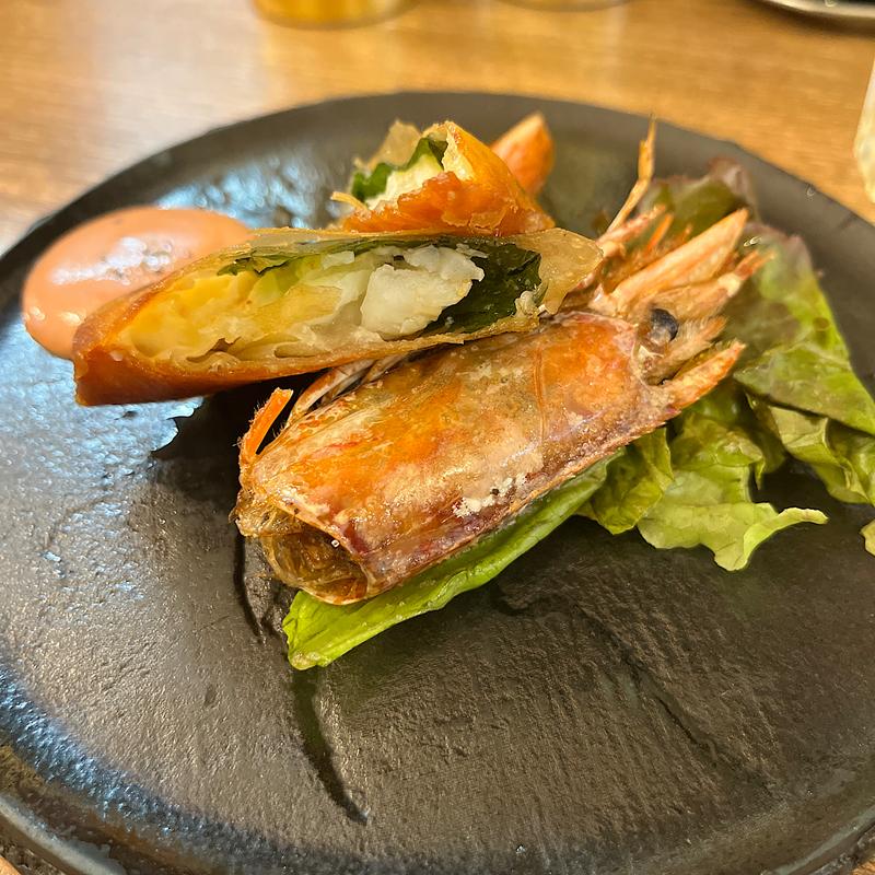 赤海老チーズ春巻き(立ち飲みやみー)