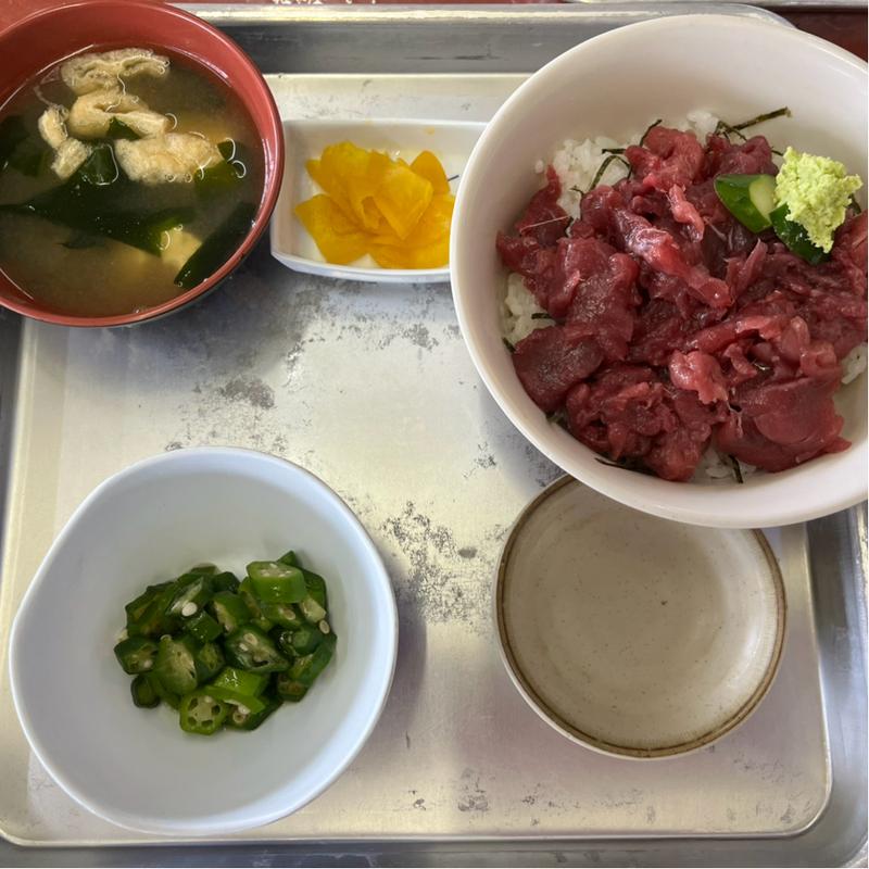 なかおち丼(市場食堂 )