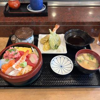 海鮮丼