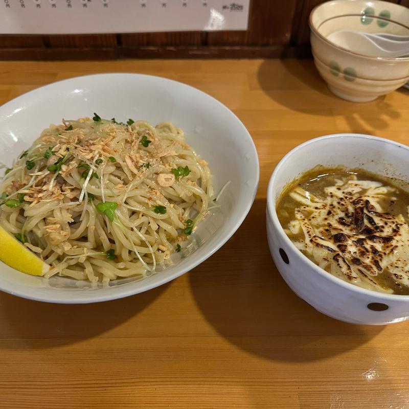 焦しチーズのカレーつけそば(麺や吉四)