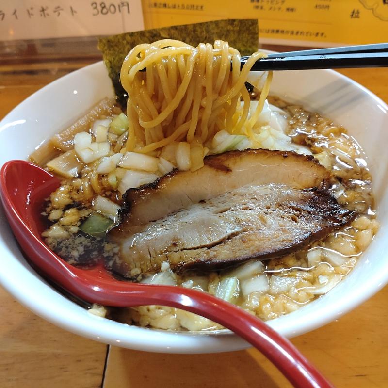 味玉ホワイト(らーめん鶴亀)