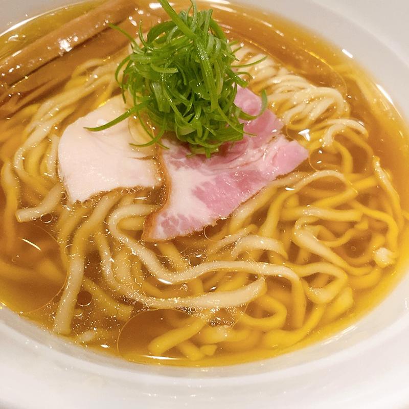 淡麗醤油らぁ麺(間借麺業 あらや識)