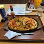 鉄板ナポリタン 大盛り